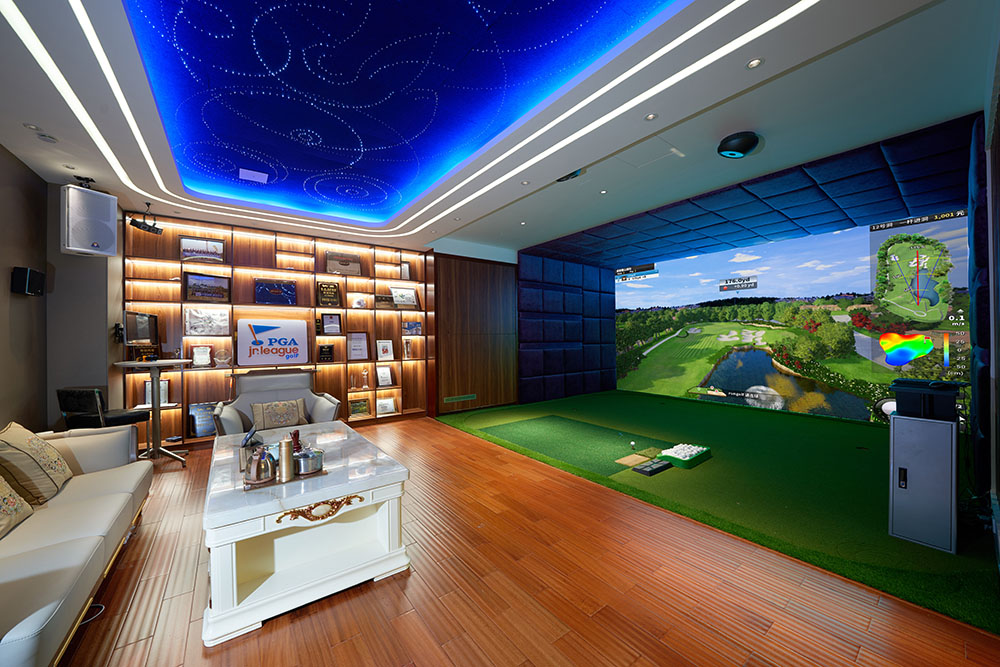 室内高尔夫模拟器多少钱？